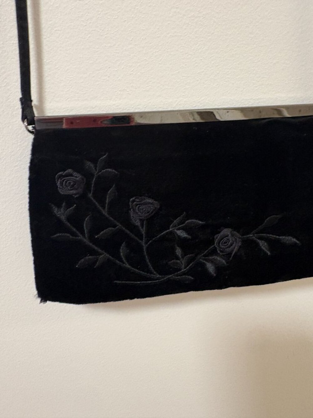 VINTAGE Black Velvet Purse Shoulder Bag Small Floral Designs 90s Friends